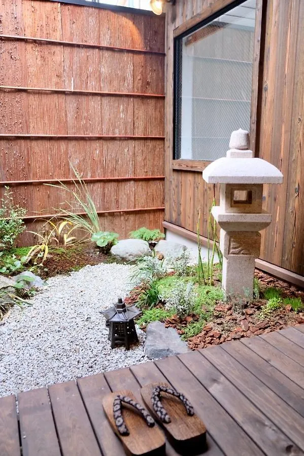 Tsurui Nijo 鶴居二条 Villa Kyoto